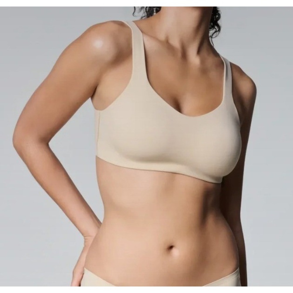 HUUG Women's Daily Embrace Bra Size XL Stone Comfort Padded Wireless EUC